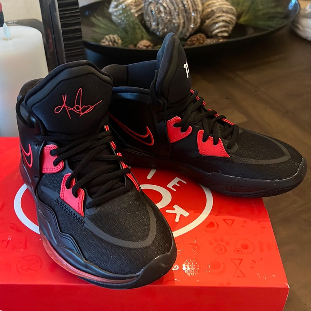 🏀 Nike Kyrie Infinity Basketball Shoes NIB